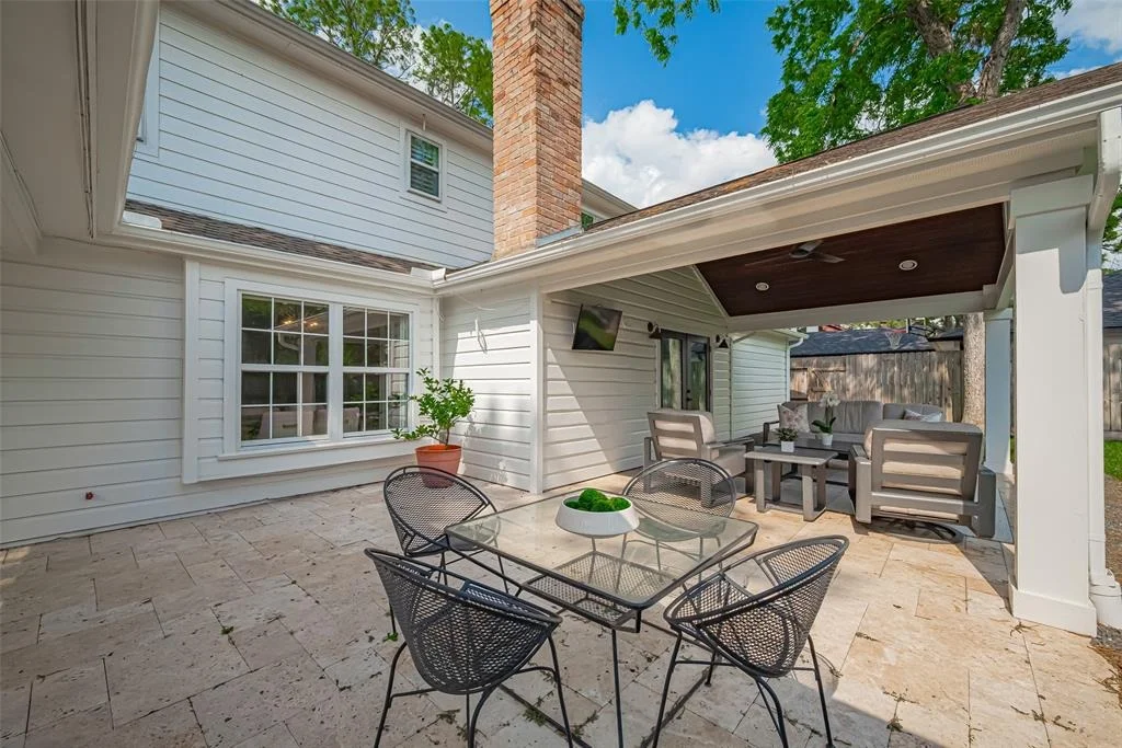 Photo of 14711 Carolcrest Drive