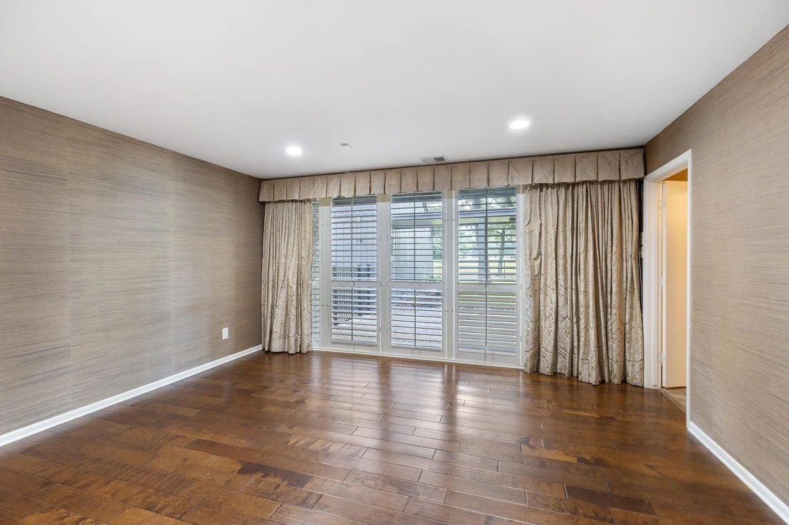 Photo of 6003 Bermuda Dunes Drive