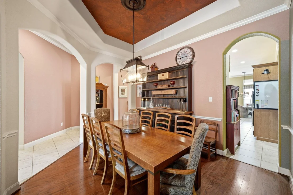 Photo of 25910 Northcrest Drive