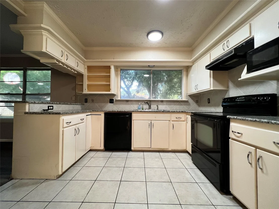 Photo of 2075 Delphi Lane