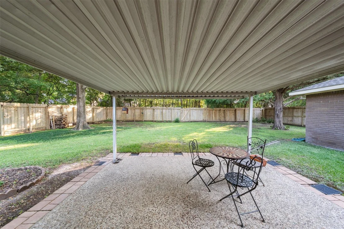 Photo of 12155 Hawthorne Drive