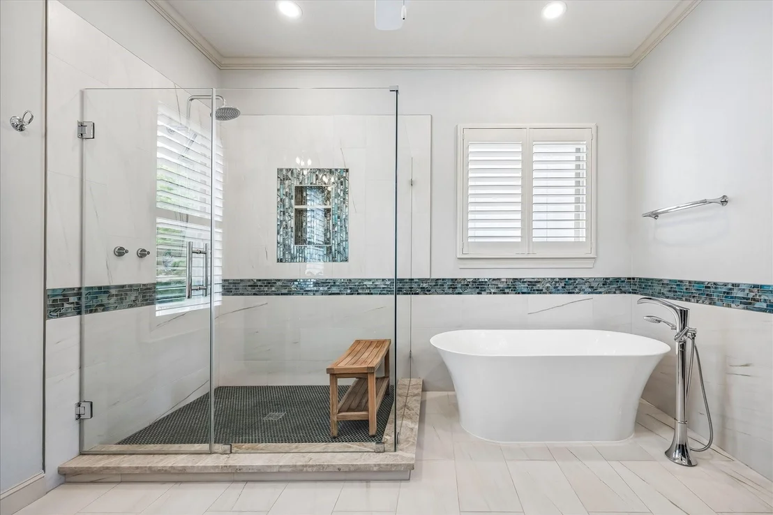 Photo of 907 Queen Annes Road