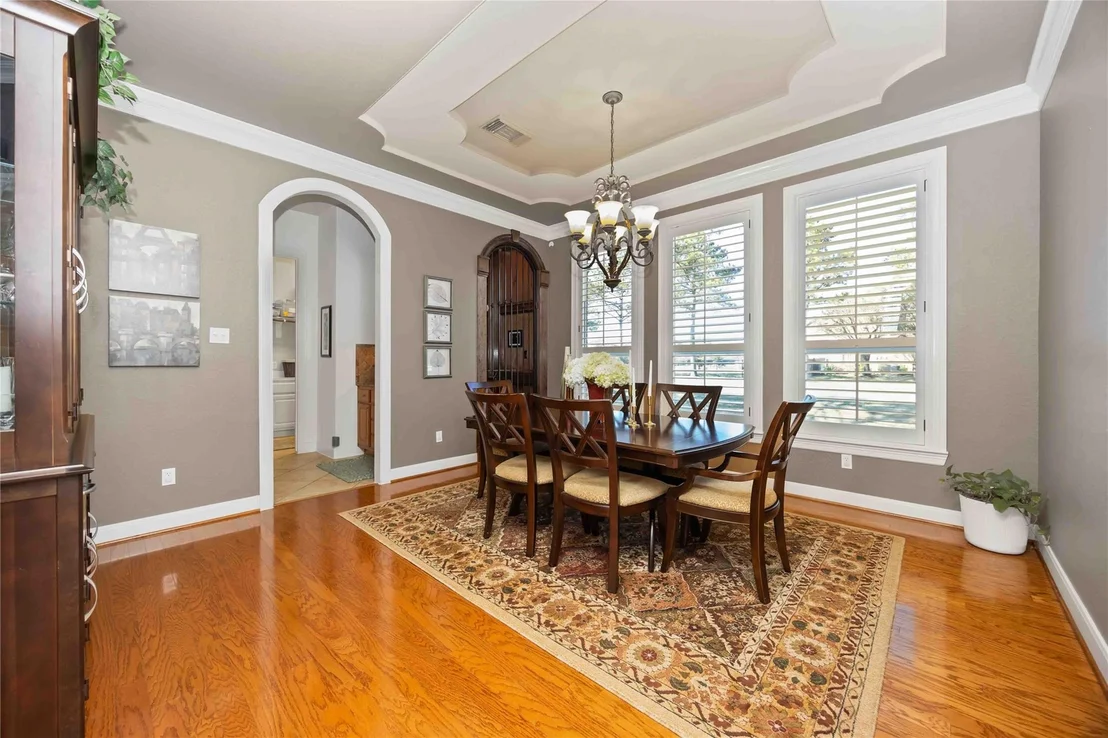 Photo of 27 Highclere Park Drive