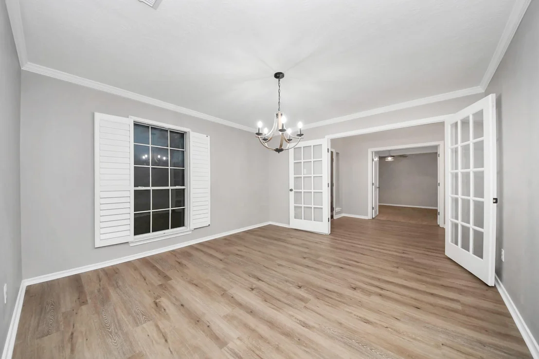 Photo of 1410 Long View Drive