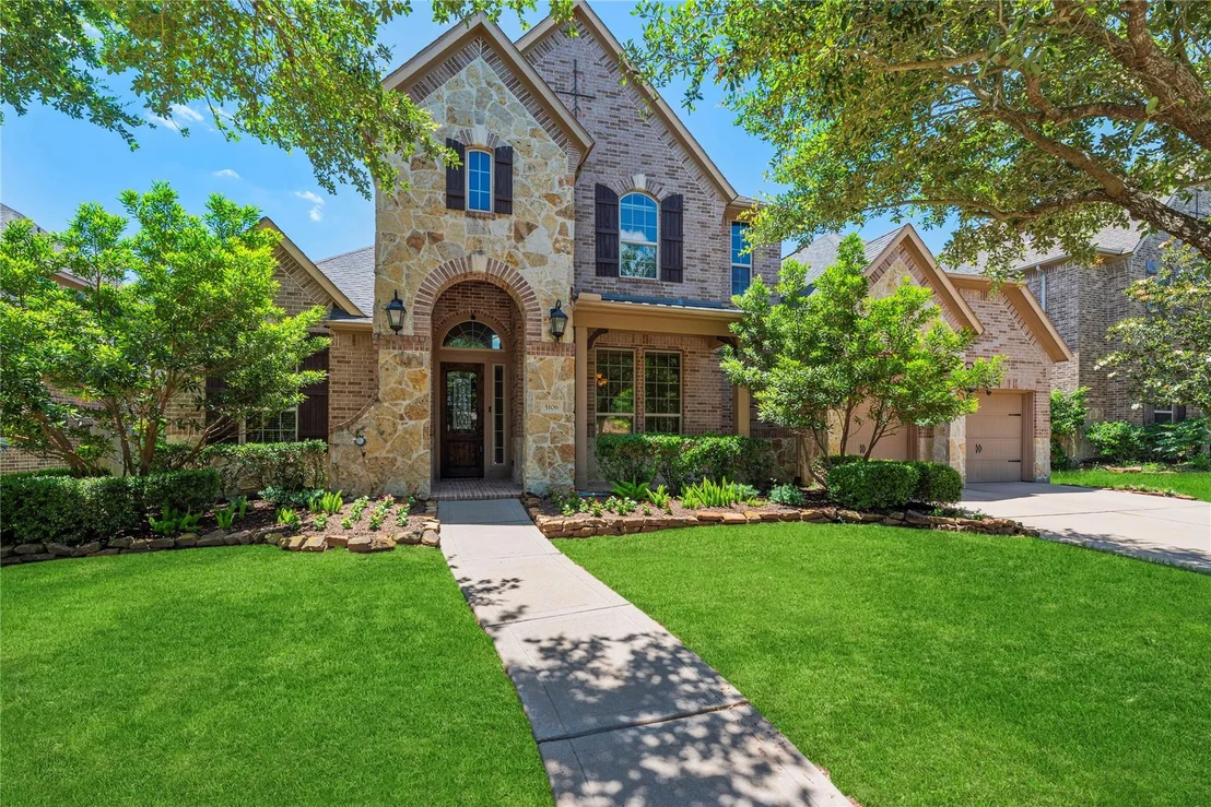 Photo of 5106 Cinco Falls Drive