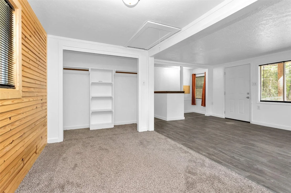 Photo of 5693 Cessna Drive