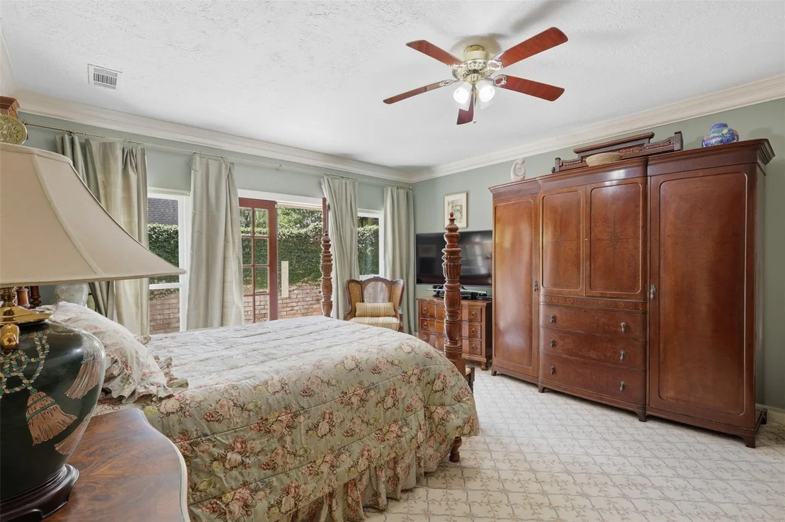 Photo of 9414 Windrush Drive