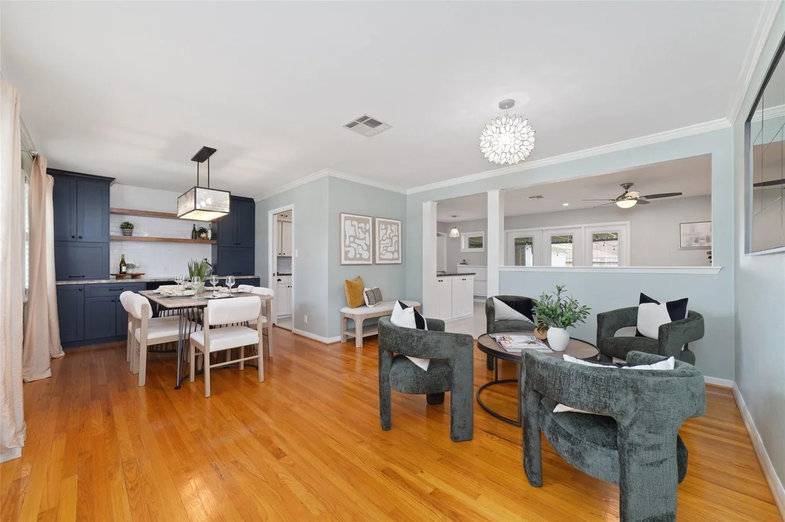 Photo of 2127 Lazybrook Drive