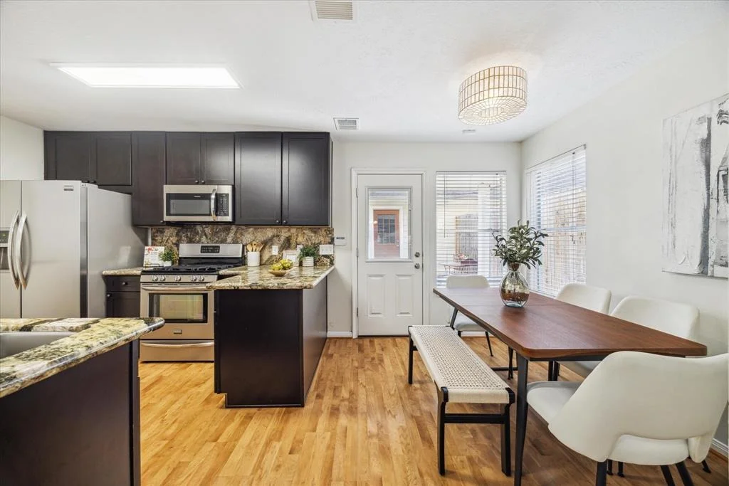 Photo of 1105 Robin Street