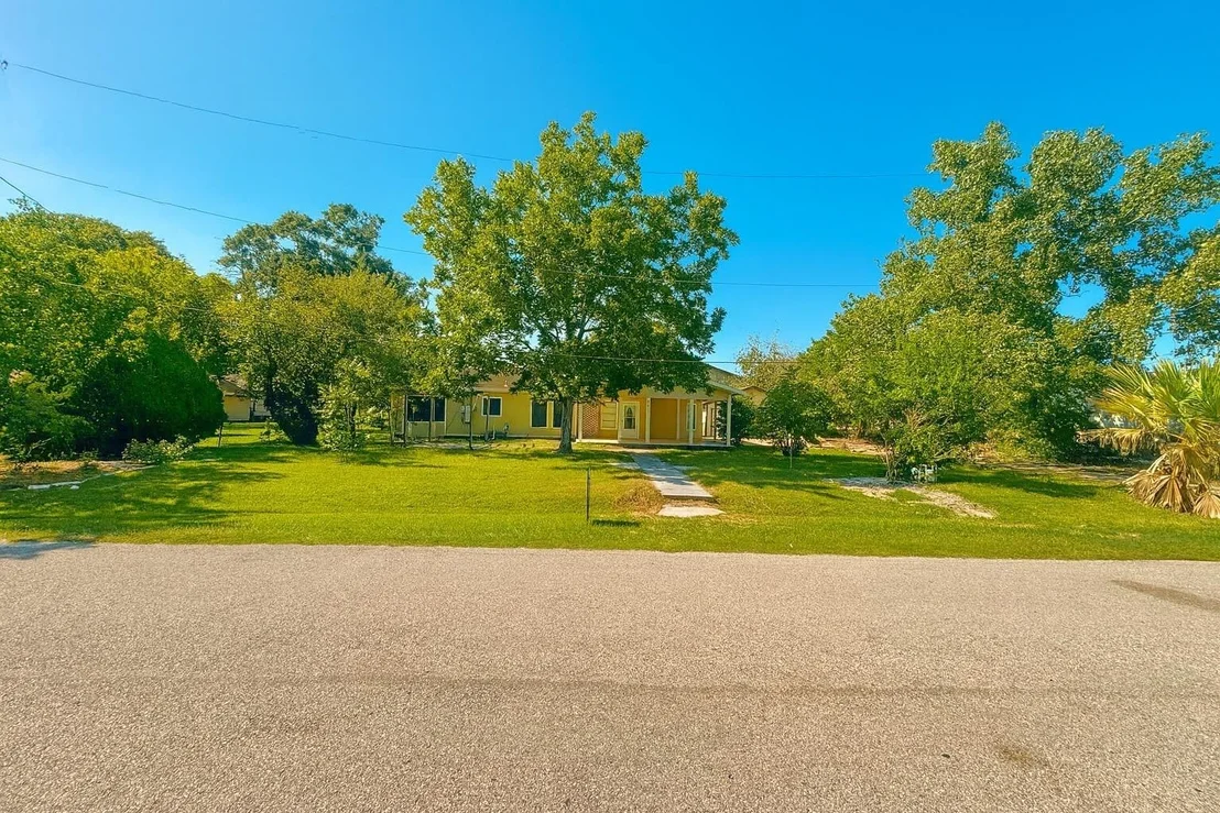 Photo of 2605 Pecan Street