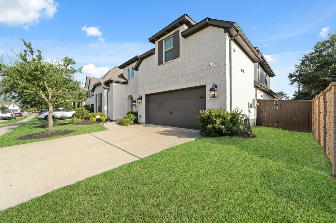 Photo of 7131 Button Bush Way