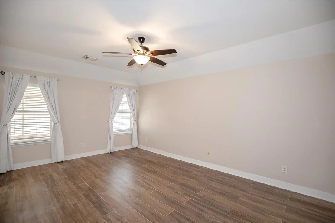 Photo of 8410 Kirksage Drive