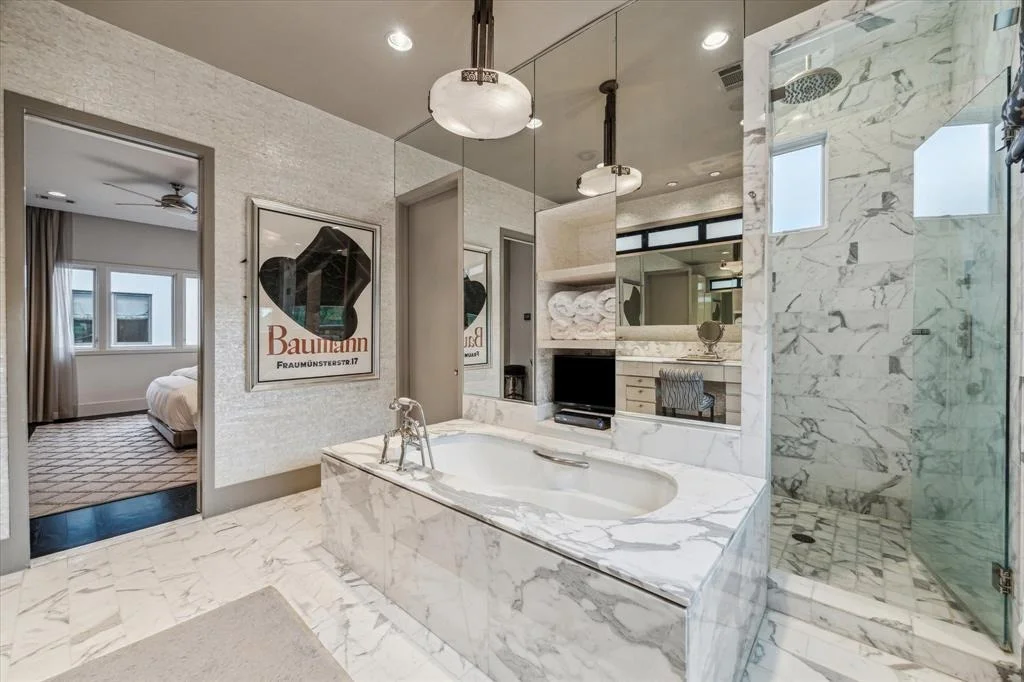 Photo of 2949 Chevy Chase Drive