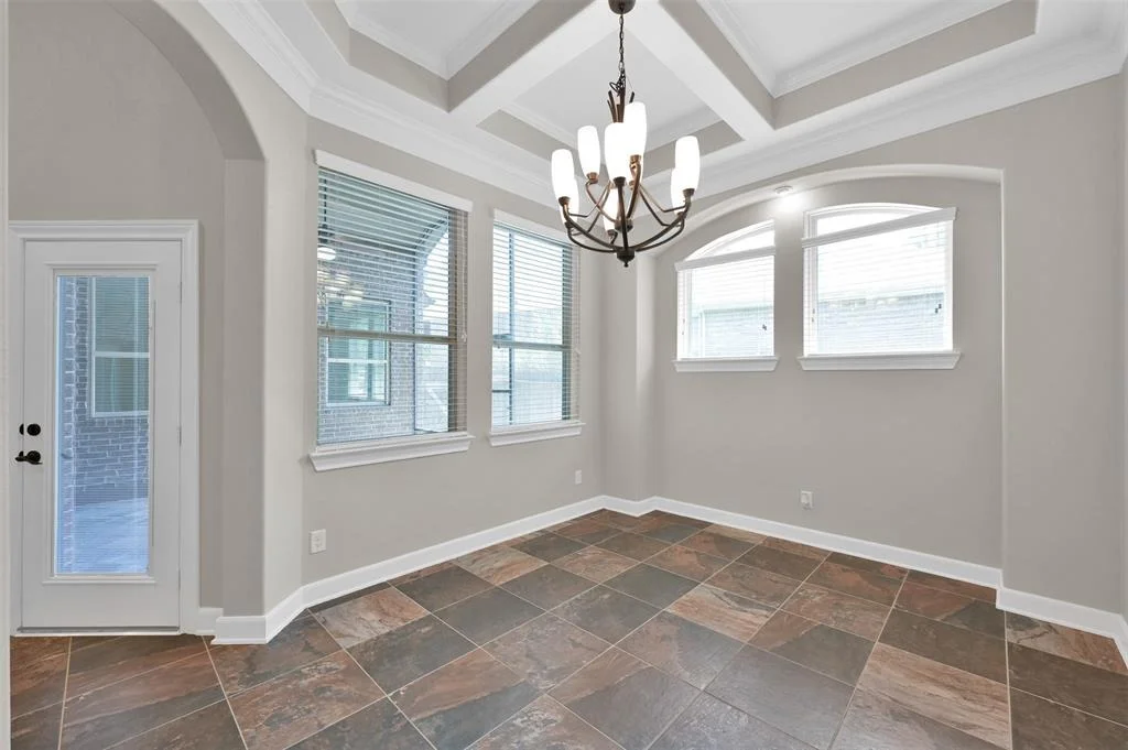Photo of 4845 Bayou St John