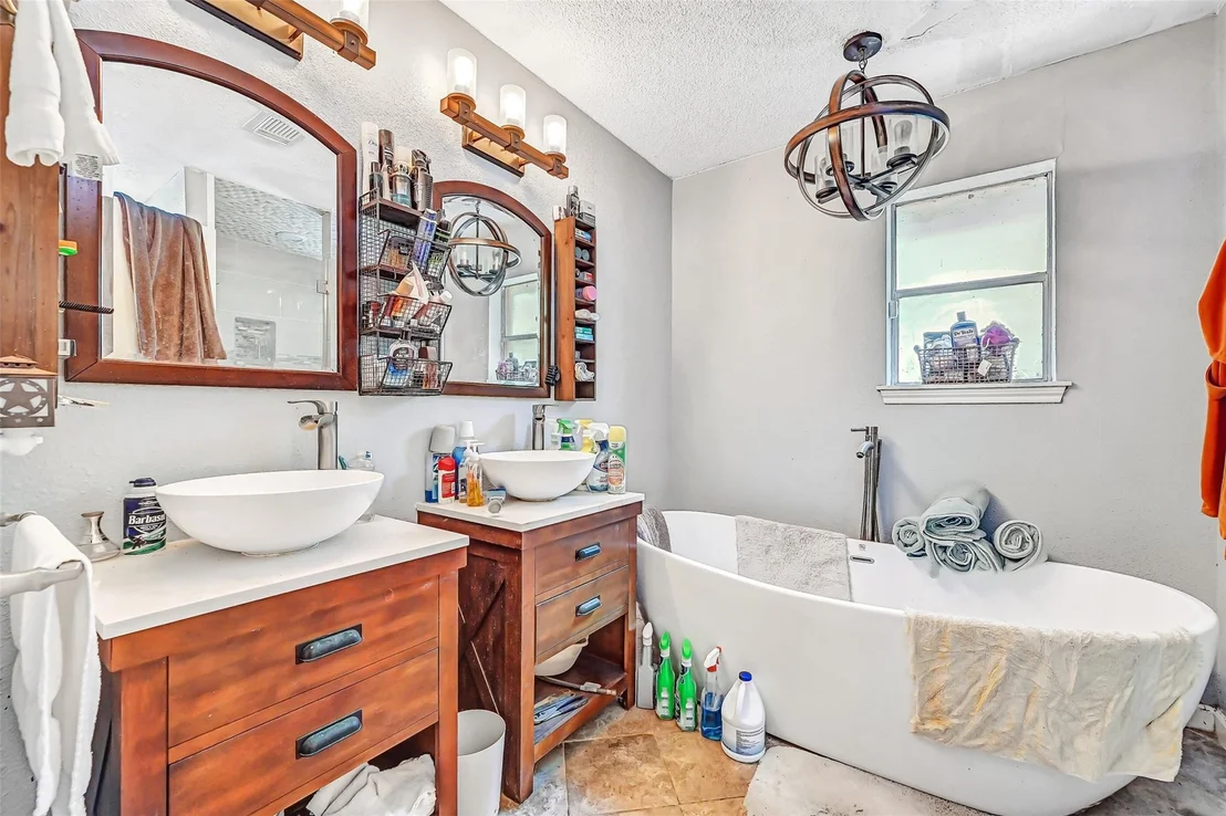 Photo of 3827 Shady Drive