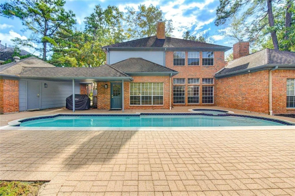 Photo of 16250 Morningbrook Drive