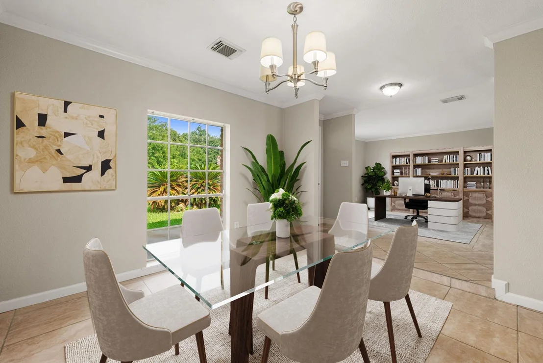 Photo of 7511 Universal Drive