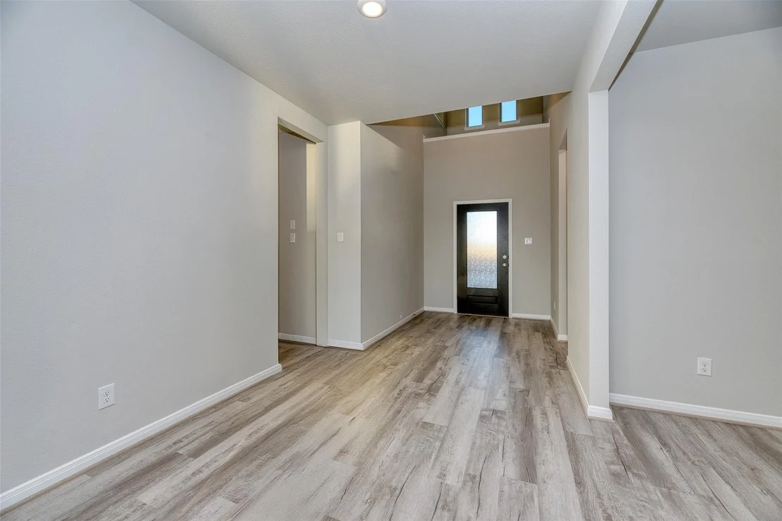 Photo of 21122 Sunlight Grove Drive