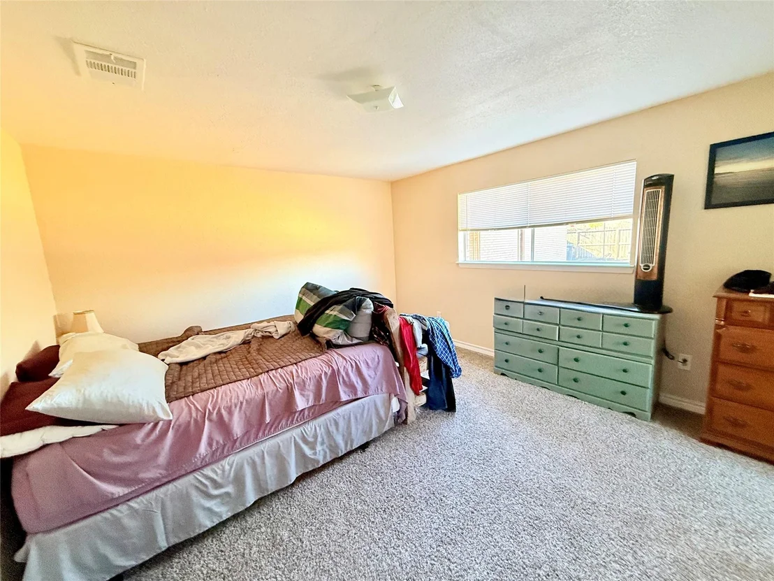 Photo of 2112 Rose Road