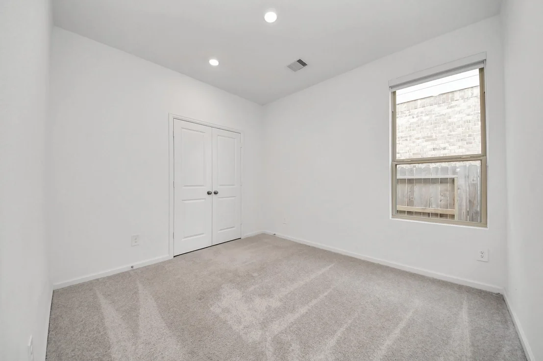 Photo of 15623 Red Panda Road