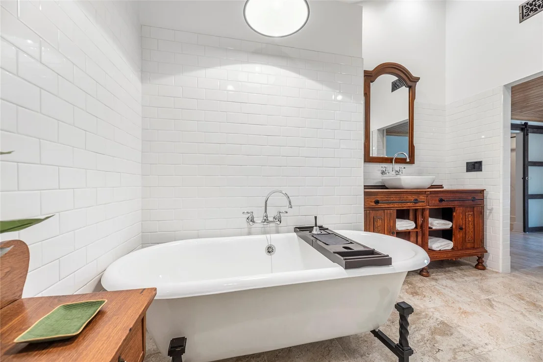 Photo of 2418 Pebbledowne Circle