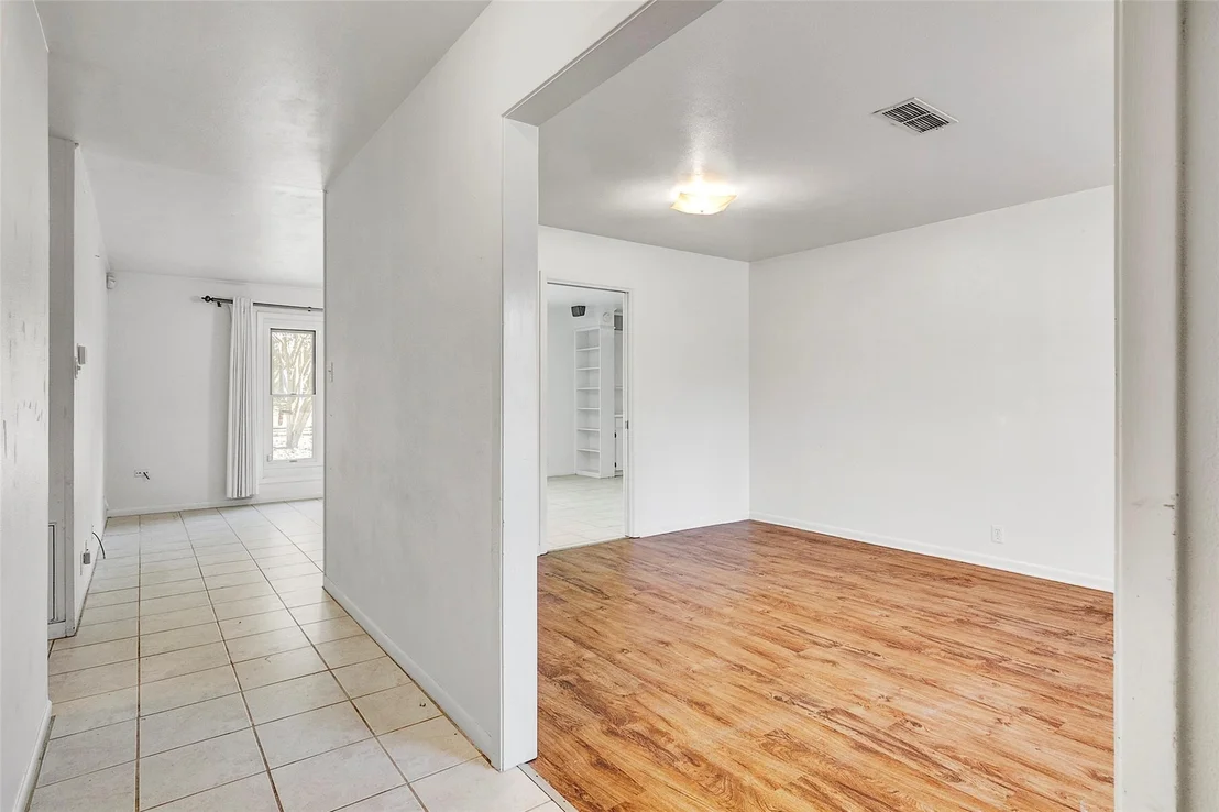 Photo of 1300 Northwood Drive