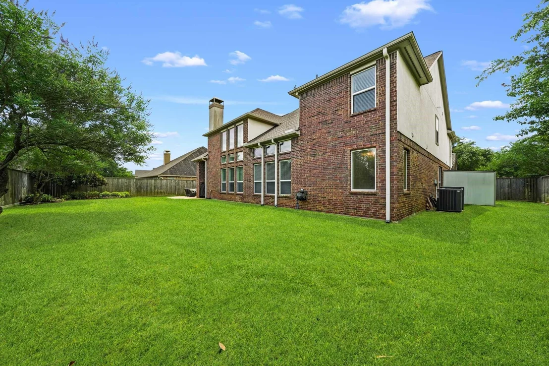 Photo of 17610 Strackfield Lane