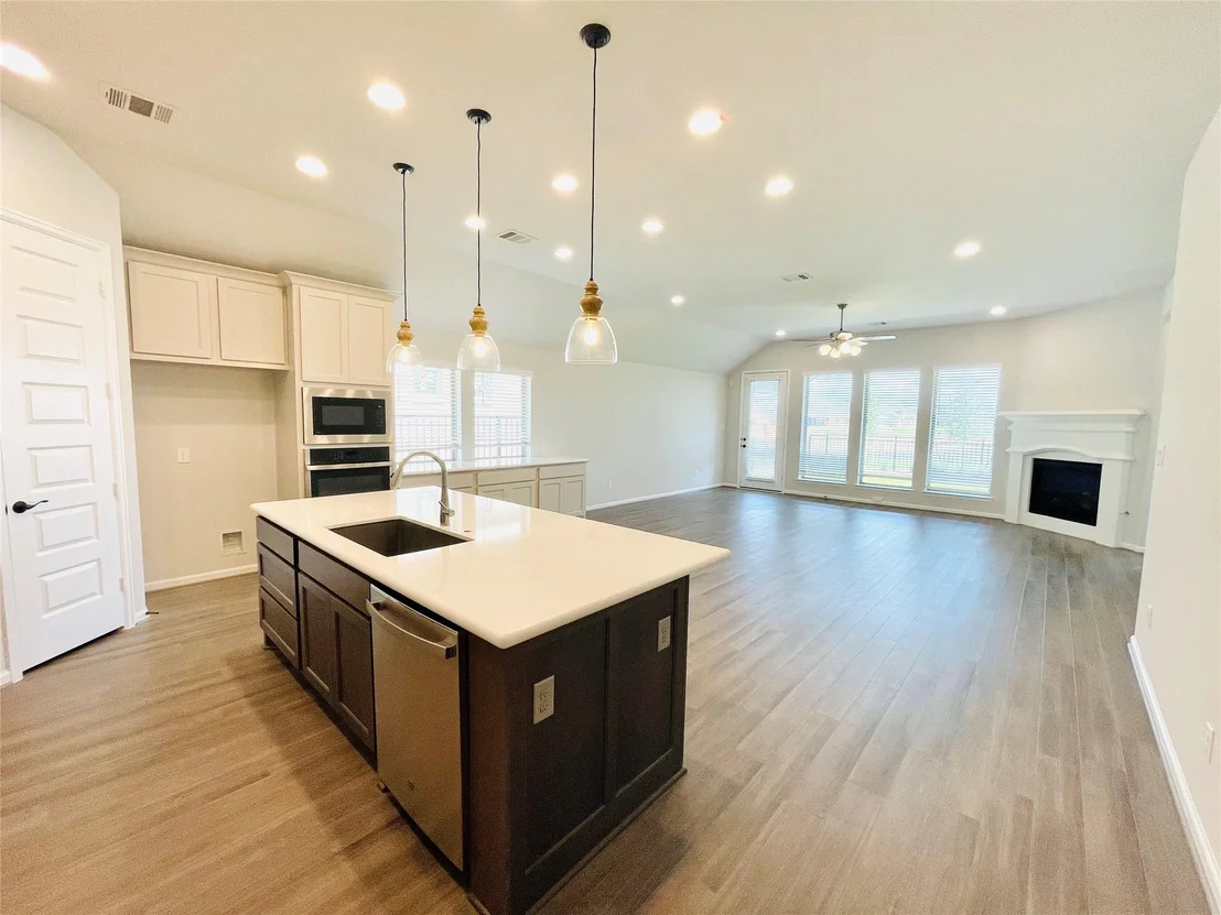 Photo of 669 Cape Capri Drive