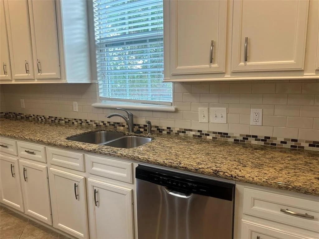 Photo of 7550 Almeda Genoa Road