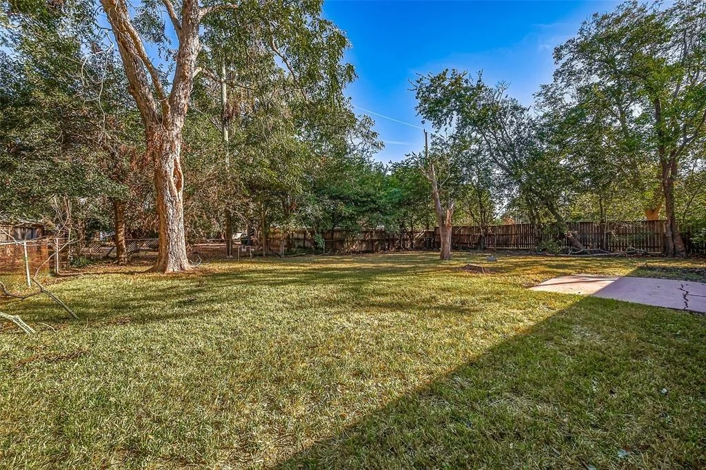 Photo of 5914 Dawnridge Drive