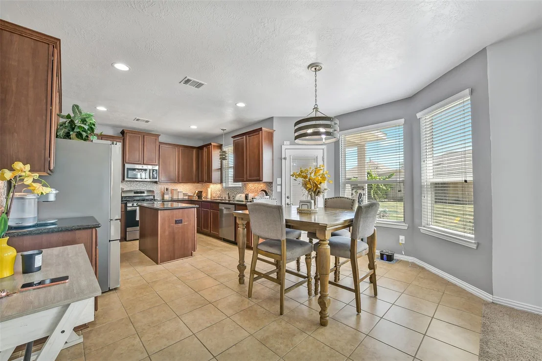 Photo of 410 Havenstone Lane