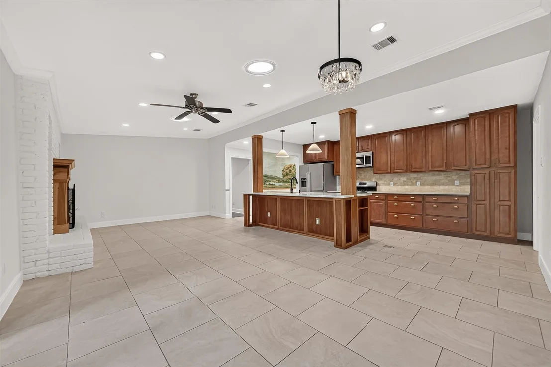 Photo of 11126 Cedarhurst Drive