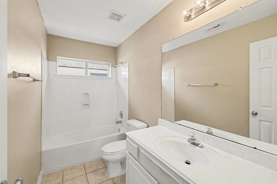 Photo of 3223 Stoneydale Lane