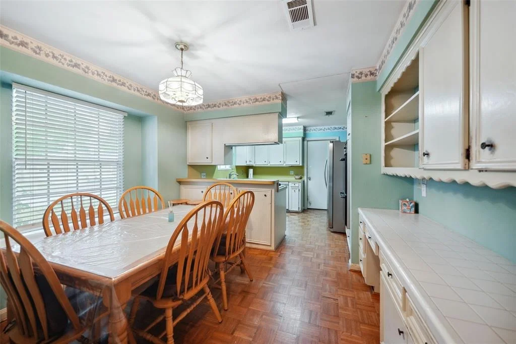 Photo of 1102 Bettes Street