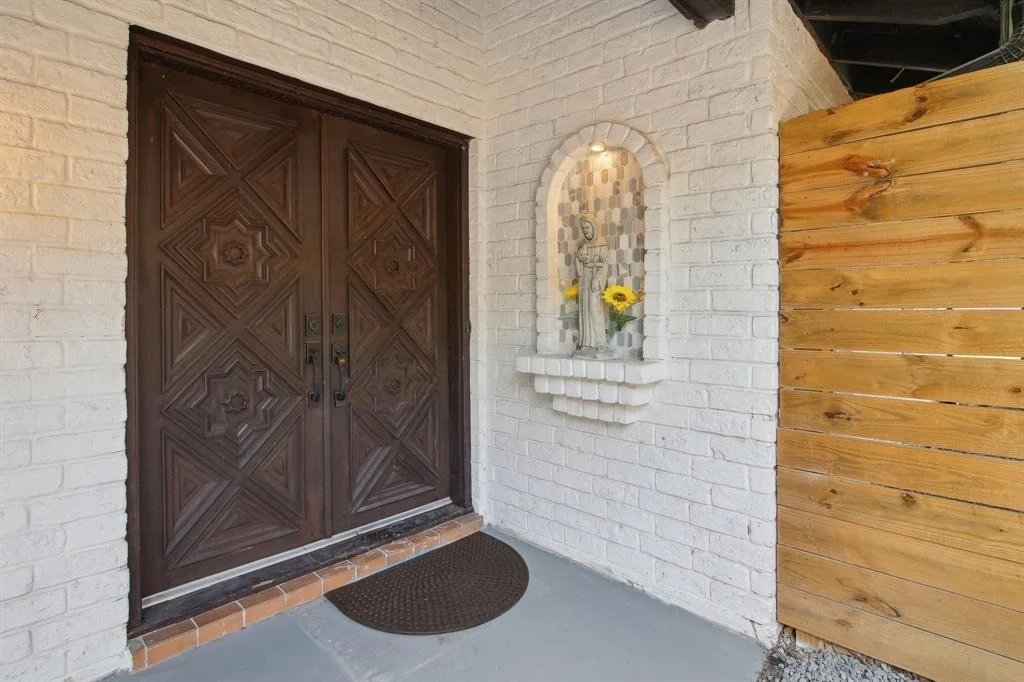 Photo of 6222 Queensloch Drive