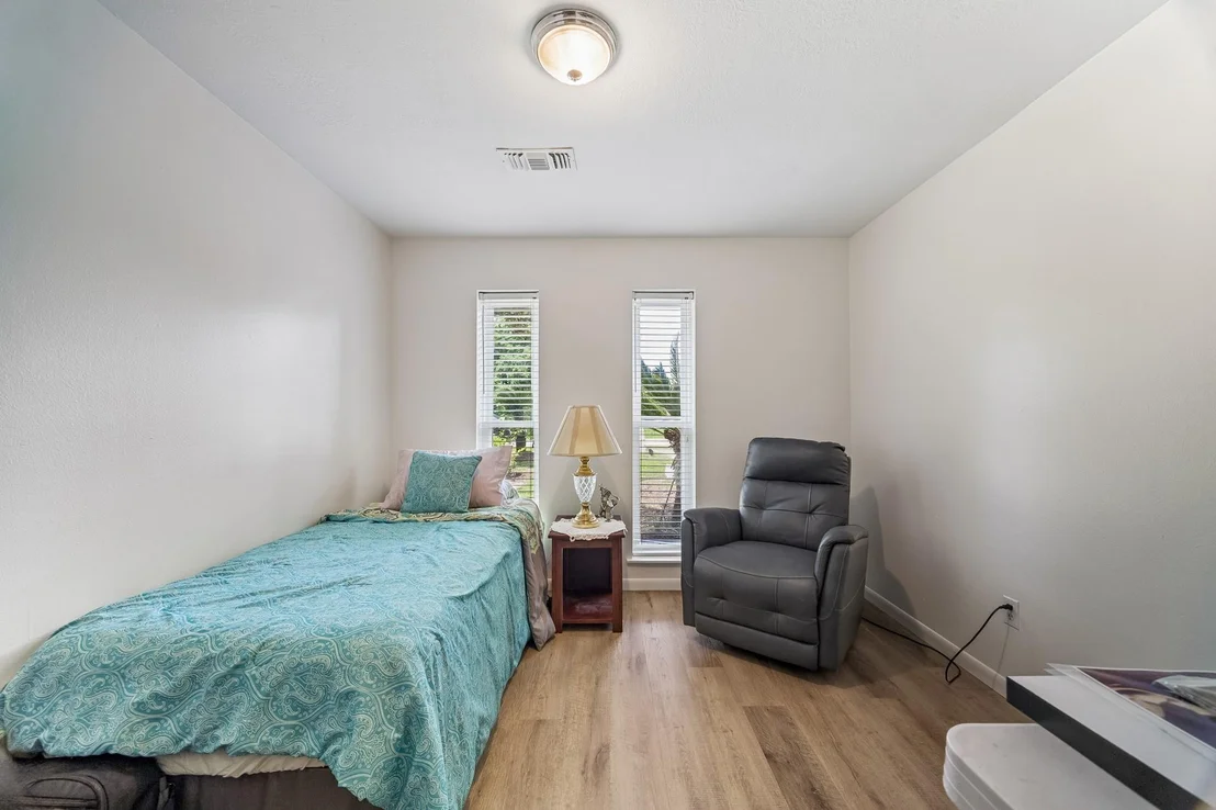 Photo of 413 Mebane Lane
