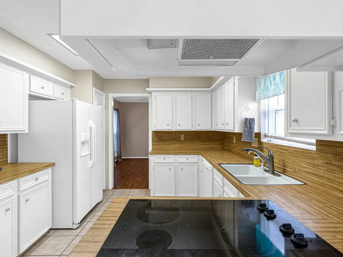 Photo of 22906 Squirrel Tree Street