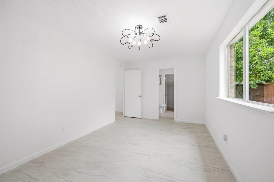 Photo of 7310 Londres Drive