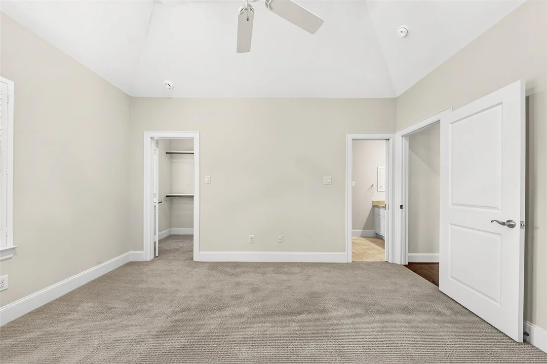 Photo of 5216 Locust Street