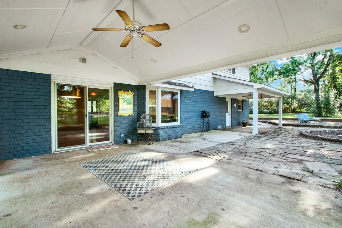 Photo of 15230 Stagecoach Road