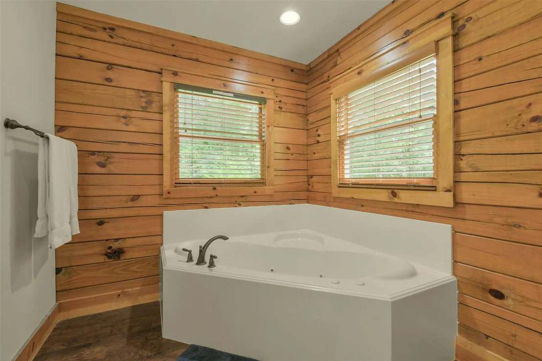Photo of 91 Bluejay Way