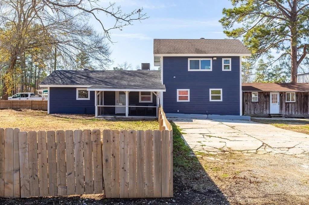 Photo of 195 Lakeside Drive