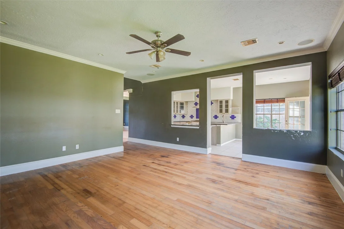 Photo of 919 Heathgate Drive