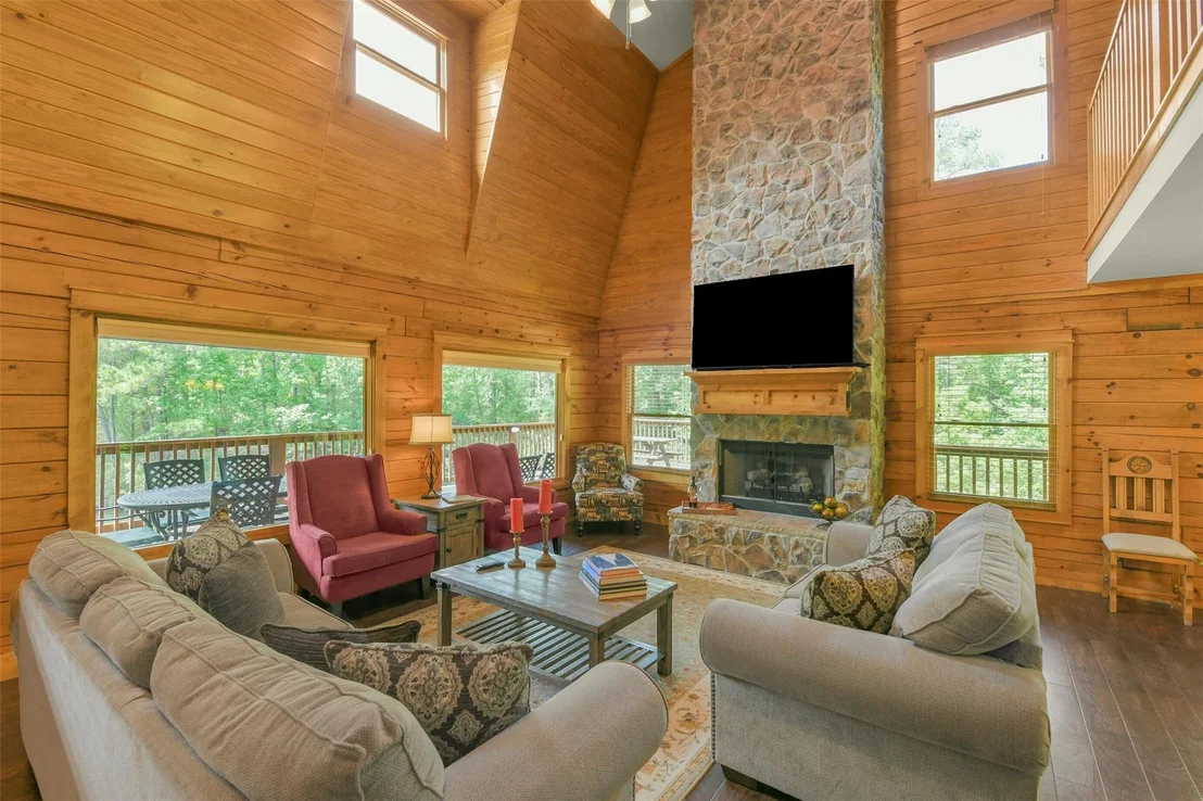Photo of 91 Bluejay Way
