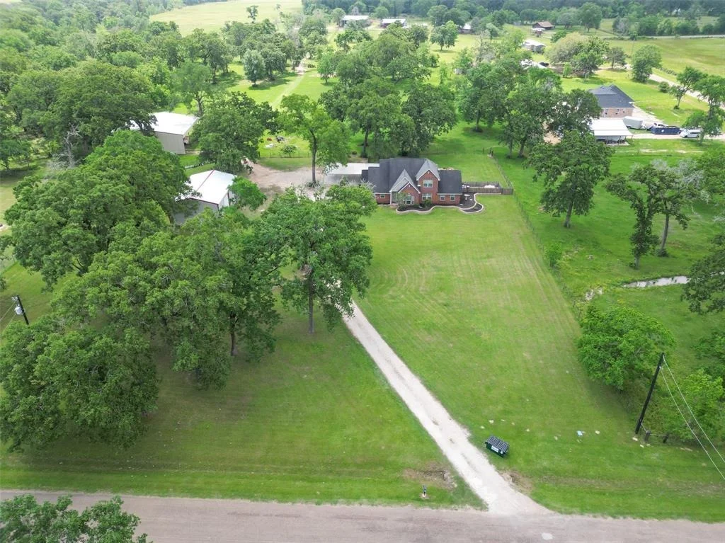 Photo of 996 Scroggins Lane