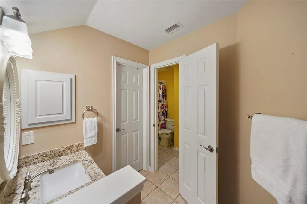 Photo of 126 E Mirror Ridge Circle
