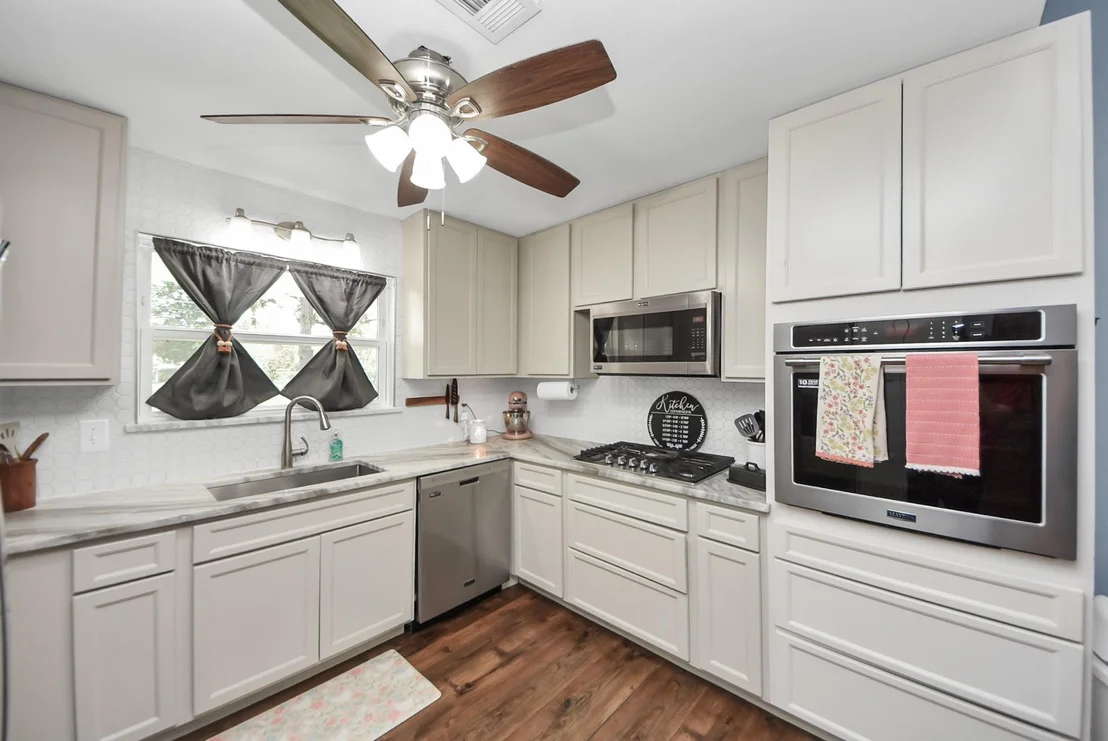 Photo of 1405 Avenue G