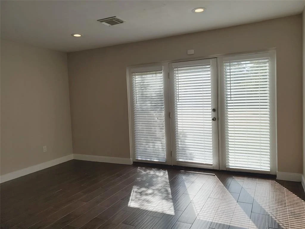 Photo of 4507 Sylvan Glen Drive