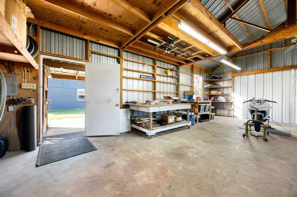 Photo of 33180 Wright Road