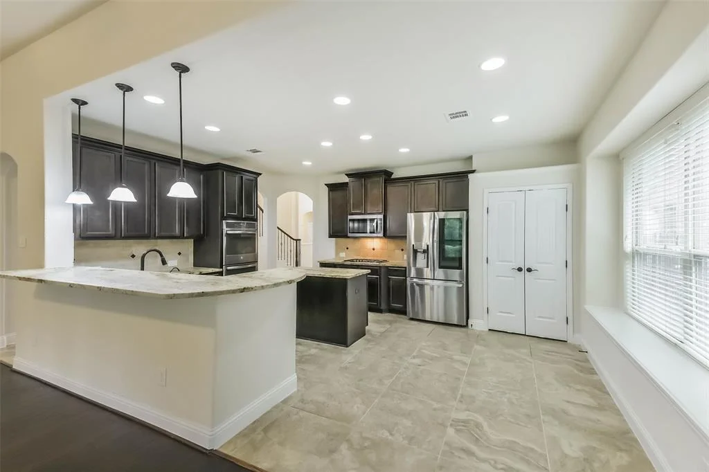 Photo of 15 Waterfall Way